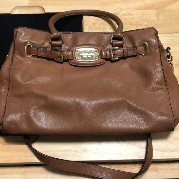 Handbags - Michael Kors Purse